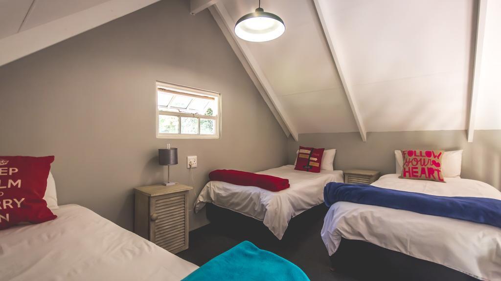 The Knoll Historic Guest Farm Villa Хилтън Екстериор снимка